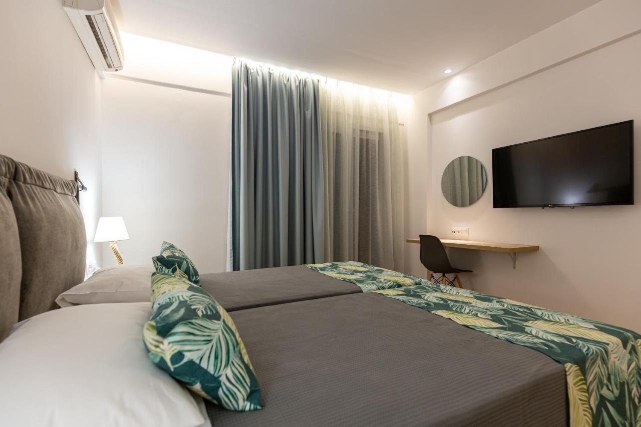 Sirocco Hotel Kávos Esterno foto